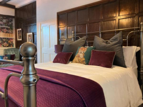 Cromwell Cottage - Dog Friendly